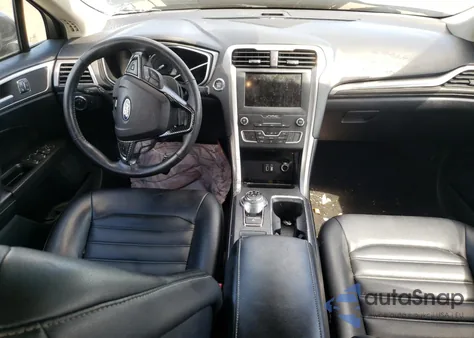 2020 Ford Fusion Sel z USA, uszkodzony, nr VIN 3FA6P0CD8LR192640